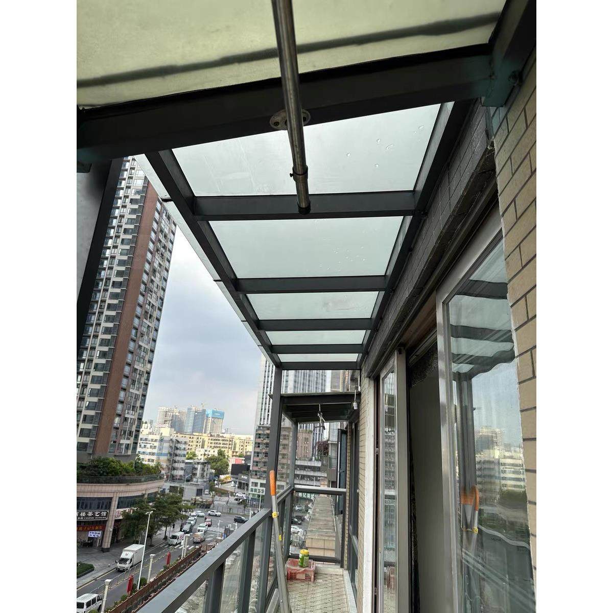 深圳定制铝合金玻璃雨棚阳光房封闭阳台门窗耐力板雨棚夹胶钢化