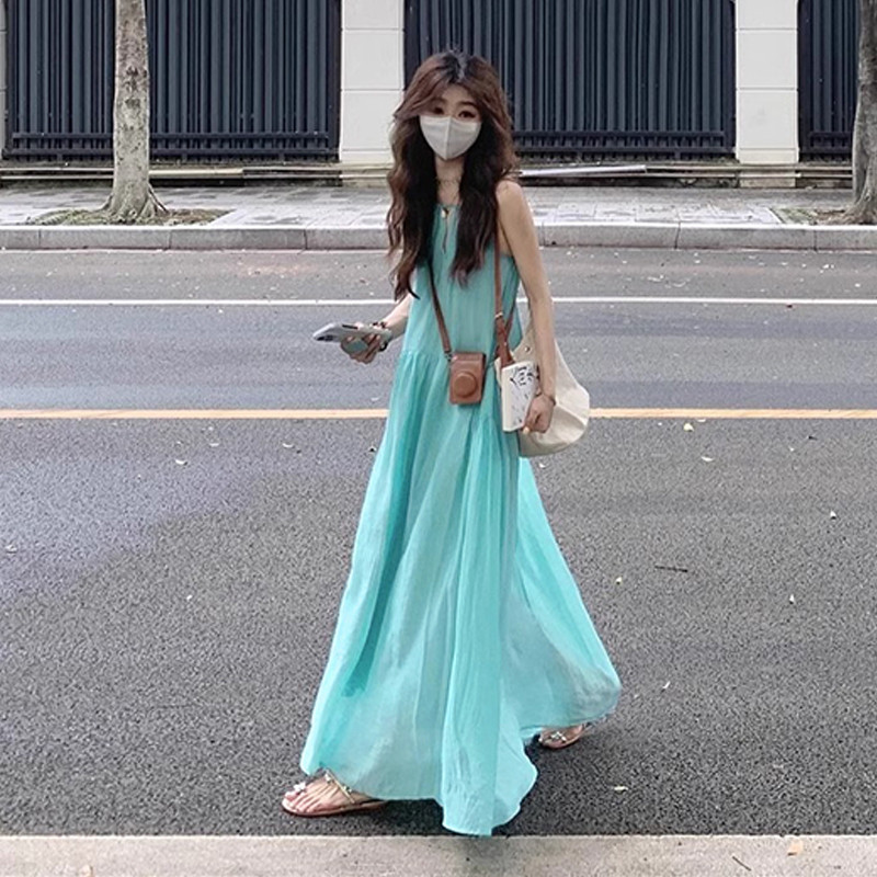 新品法式吊带连衣裙子女装2025春季新款海边度假风慵懒松弛感沙滩