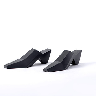 大千现代风格衣帽间道具装饰品创意树脂摆件概念鞋子鞋履鞋模道