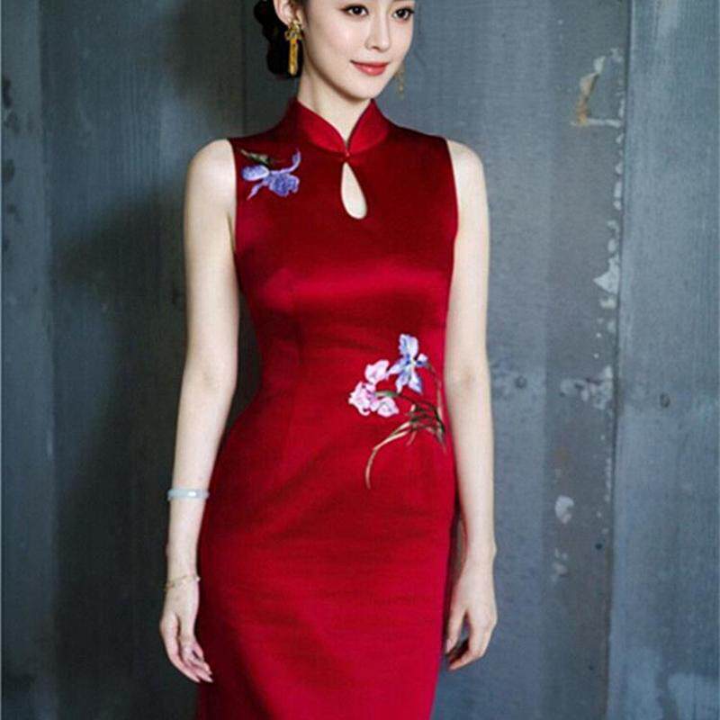 直销晨袍女新娘婚礼结婚出阁宴回门敬酒服新中式红色旗袍订婚礼服