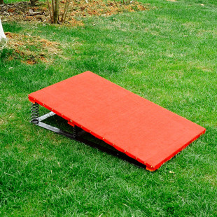 弹簧助跳板体操弹力弹簧板踏板田径体操运动器材长期供应批发