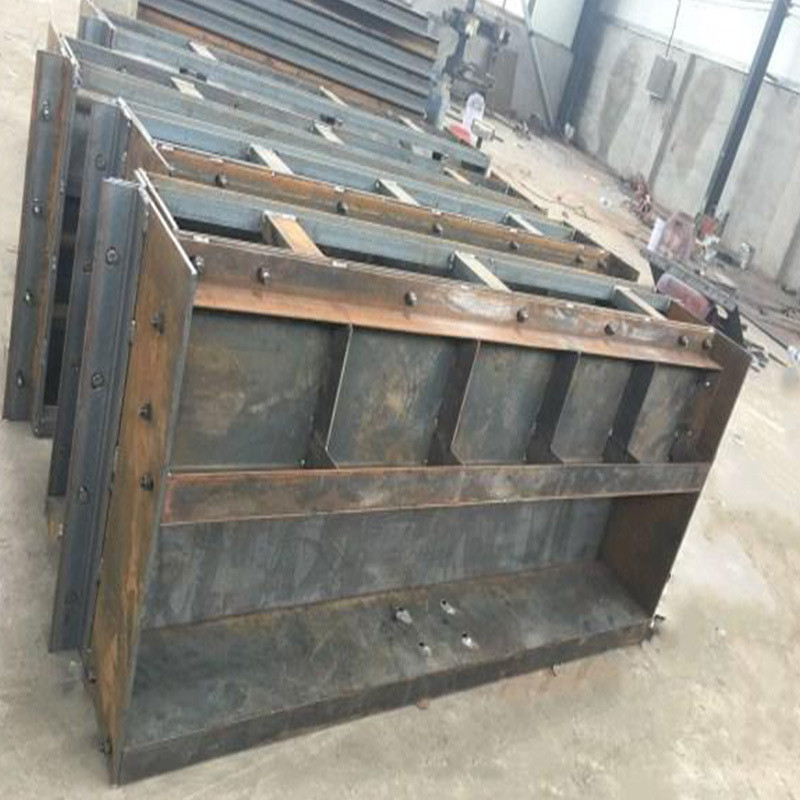 厂家现货高铁折屏障模具收费站道路桥梁遮板钢模具混凝土声板模具