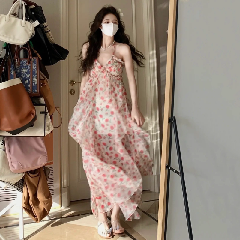 高货速发三亚旅游拍照衣服女海边度假沙滩裙超仙碎花露背吊带连衣