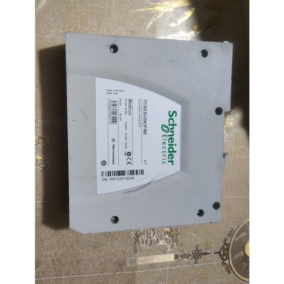 议价议价schneider8孔交换机,型号TCSESU083F