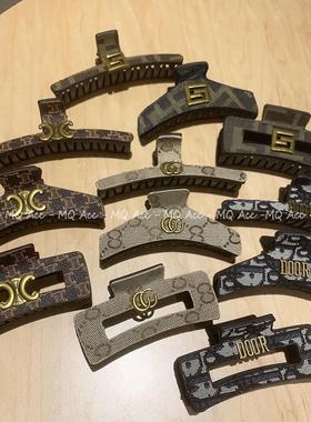 法式复古抓夹美拉德风方形发抓高级感凯旋门CEL字母发夹PU皮抓夹