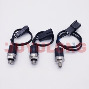 小松装载机怠速压力开关传感器663-5545 9Y24537 9926040 7711409