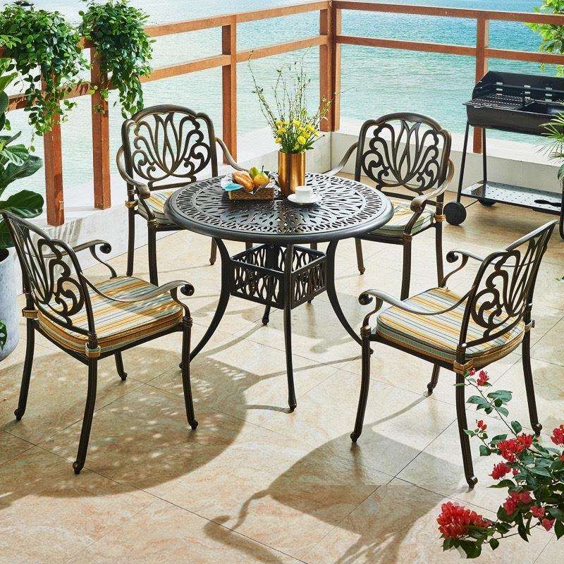 户外餐桌烧烤桌椅组合室外庭院桌椅阳台铁艺户外铸铝桌椅花园家具