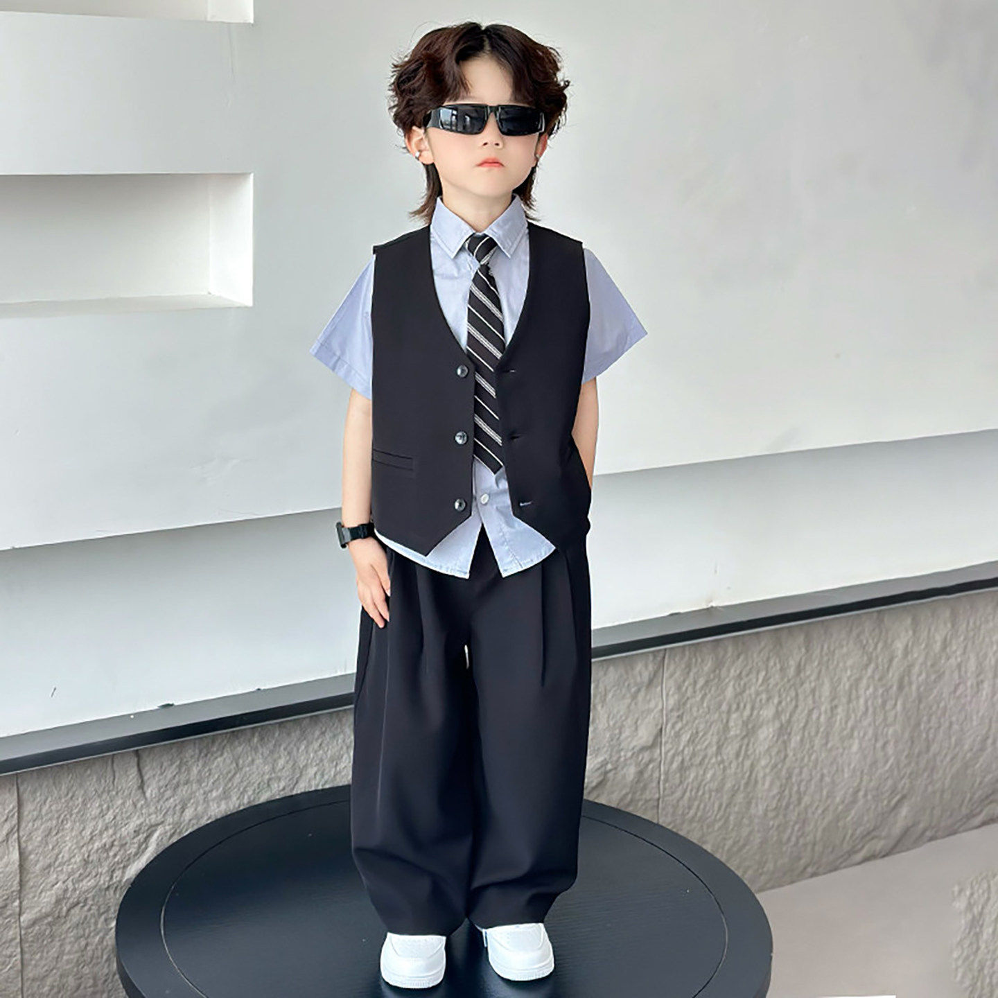 法国Uamtor儿童西装男童礼服套装夏季英伦风2026新款花童生日西服