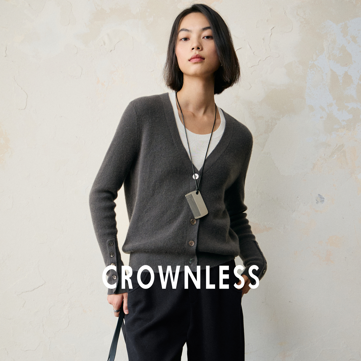 羊绒羊毛纱时髦纸片人针织开衫