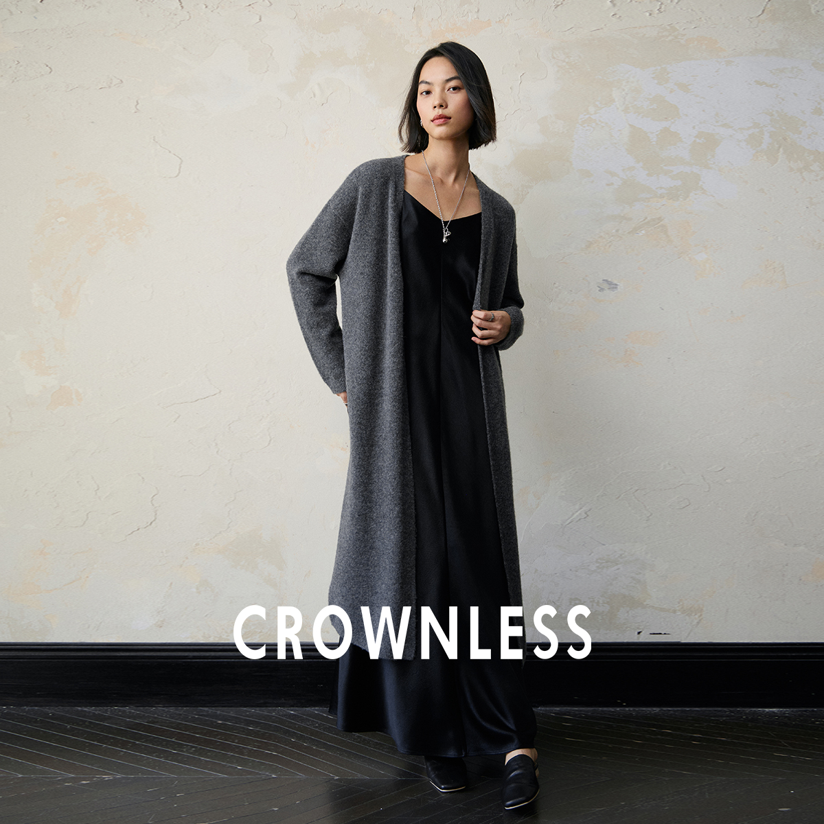 慵懒风羊毛纱长开衫毛衣女