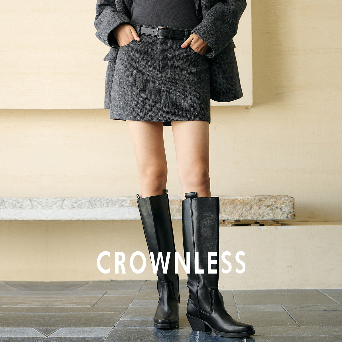 时髦M1U风A字短款半身裙