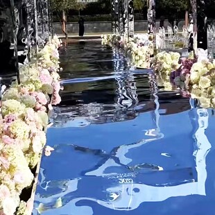 新PE镜面板婚礼婚庆o舞台T台镜面地毯 拍照摄影水波纹反光镜面纸