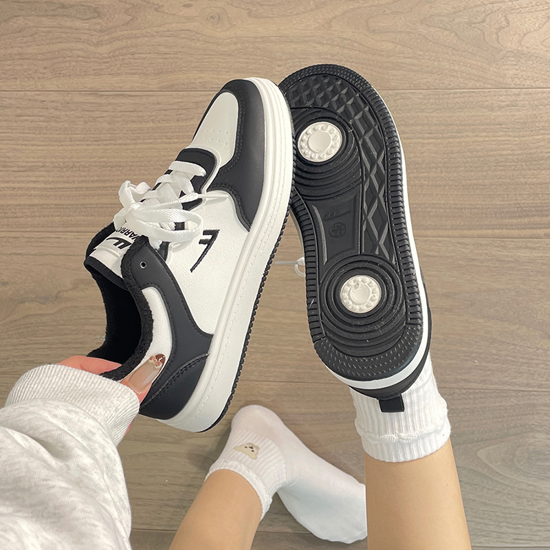 回力黑白撞色冬季加绒厚底板鞋