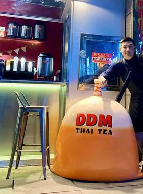 网红仿真奶茶杯雕塑泰式奶茶袋店铺门口装饰落地模型大摆件定制