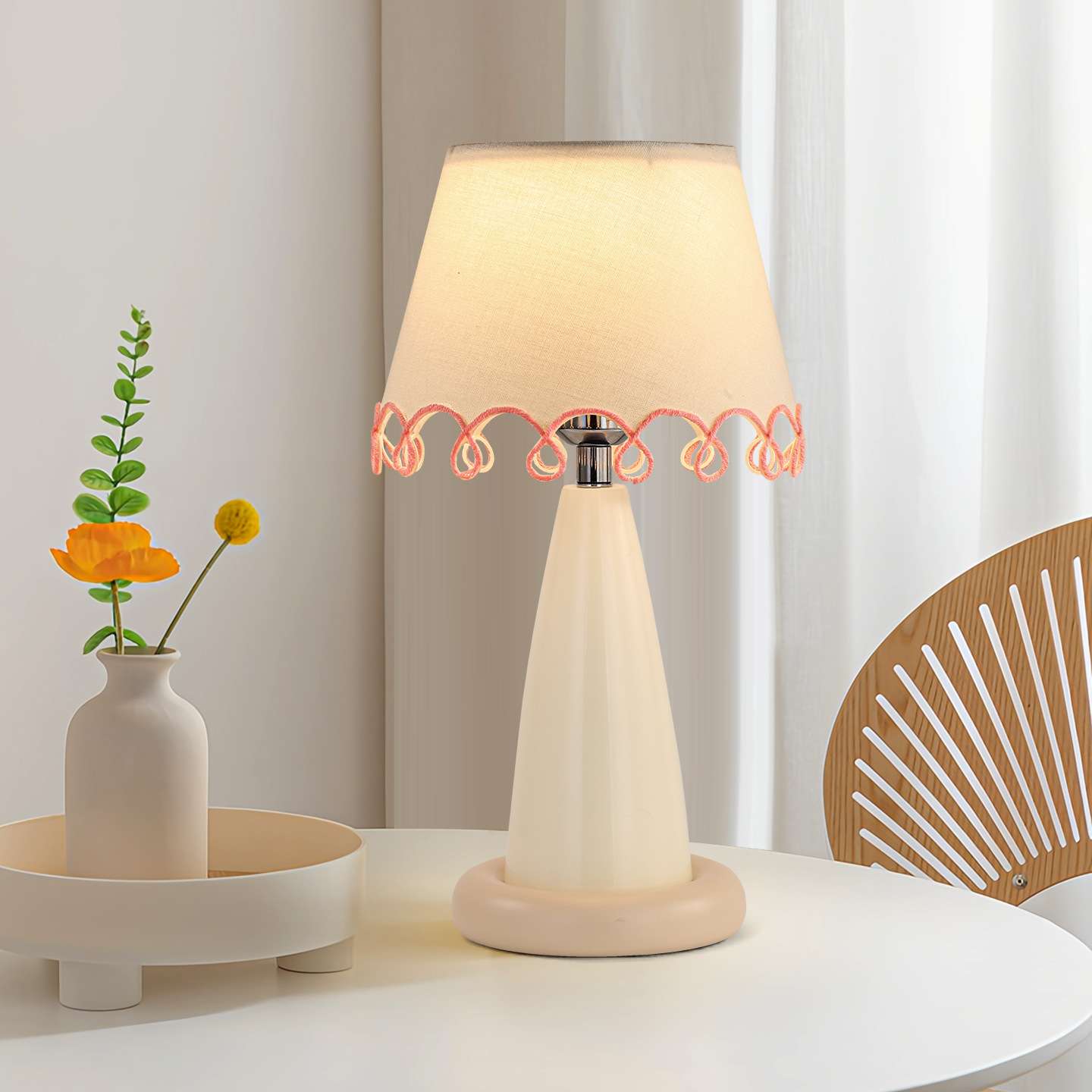 奶油风卧室床头装饰台灯北欧设计师可爱少女拼色氛围感小夜灯117L