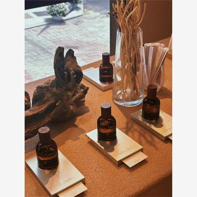 韩国小众Youful香水圣莫