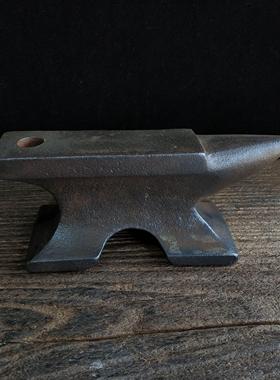 彷古民俗老物件老铁砧子铁匠铁墩子实用收藏小羊角砧敲打垫托工具