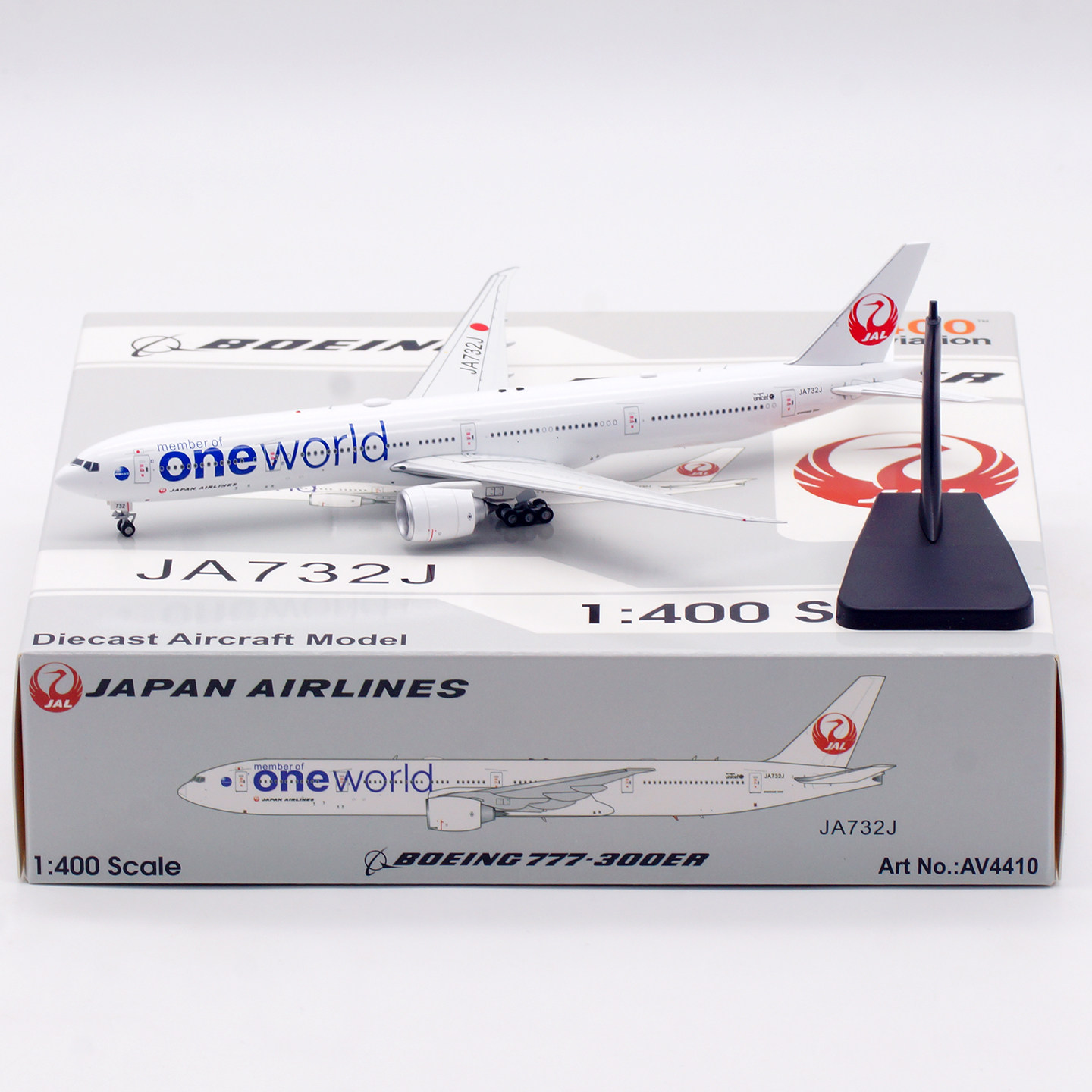 AV飞机模型AV4410日本航空JA732J图片