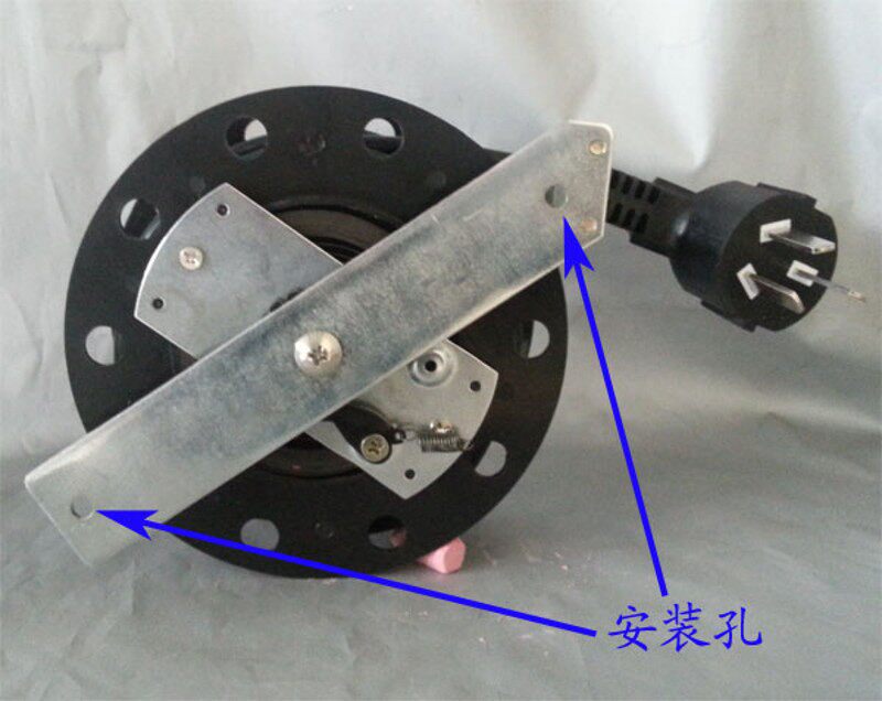 CE认证 220V电线自动收线盘 电源线收线器 4米带国标3芯插头 A72