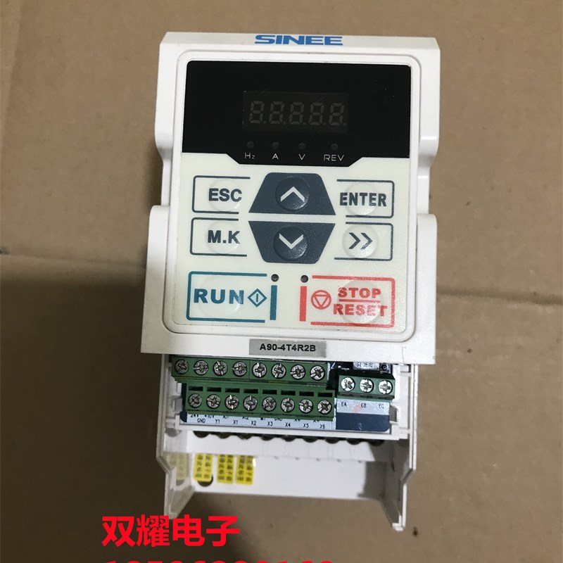 原装正弦变频器A90-4T4R2B 三相380V 1.5KW多功能矢量型变频器