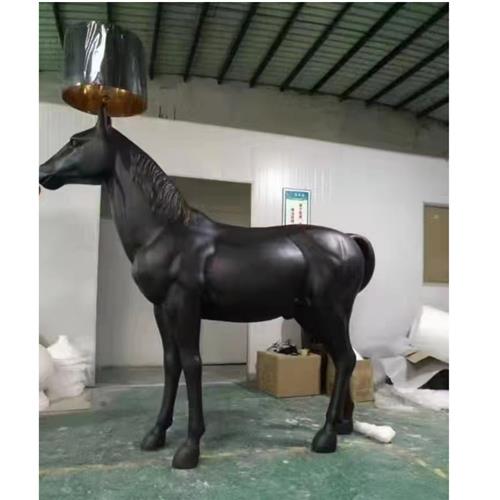 玻璃钢轻奢景观雕塑马落地灯饰摆件酒店商铺售楼处商场美陈装饰品