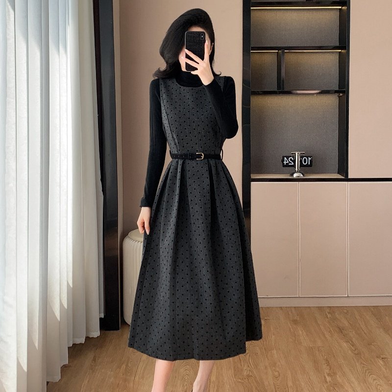 外贸出口转内销马甲背心裙女秋冬季新款毛呢连衣裙冬装高级感搭配