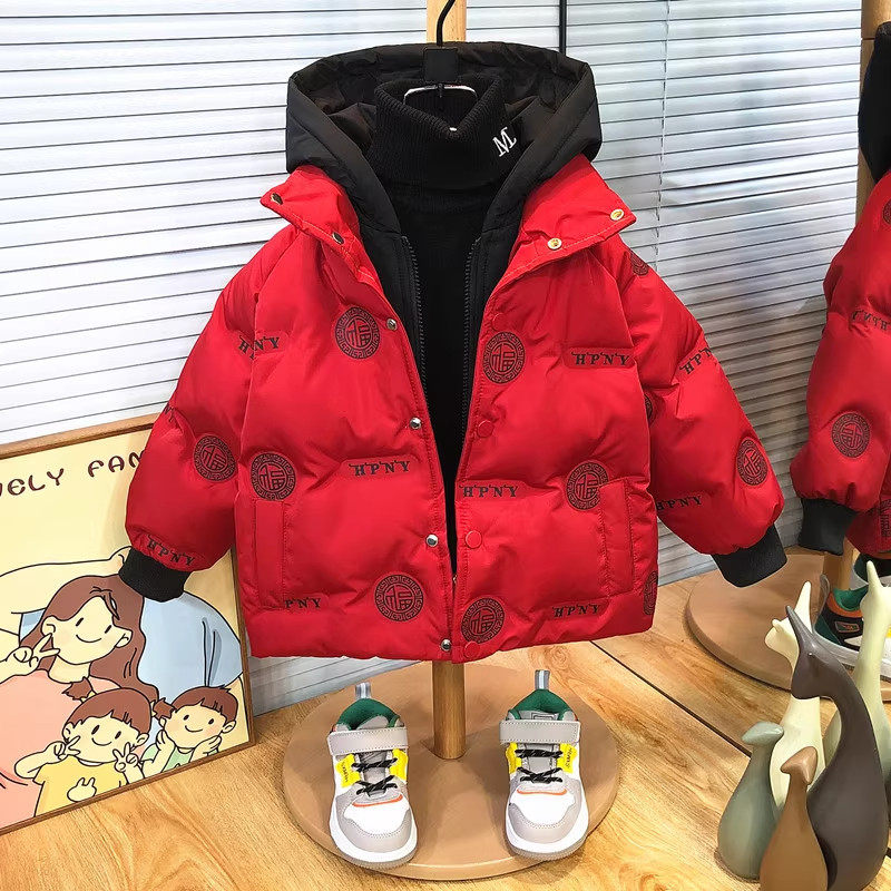 英国DGKP儿童羽绒服2025新款冬季男童加厚红色唐装喜庆白鸭绒外套