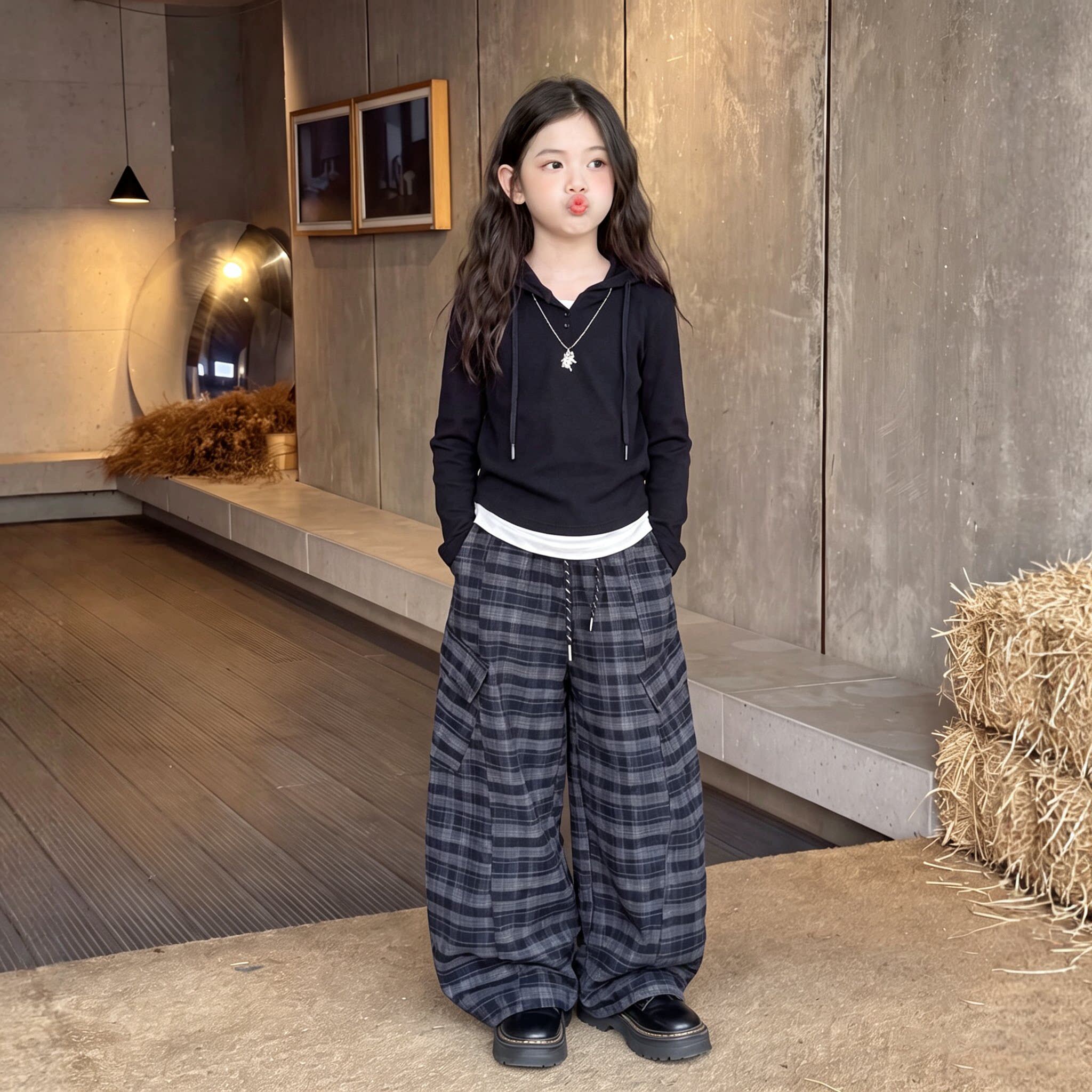 法国BERYDIA女童春秋两件套2026新款女孩韩系连帽上衣格纹裤穿搭
