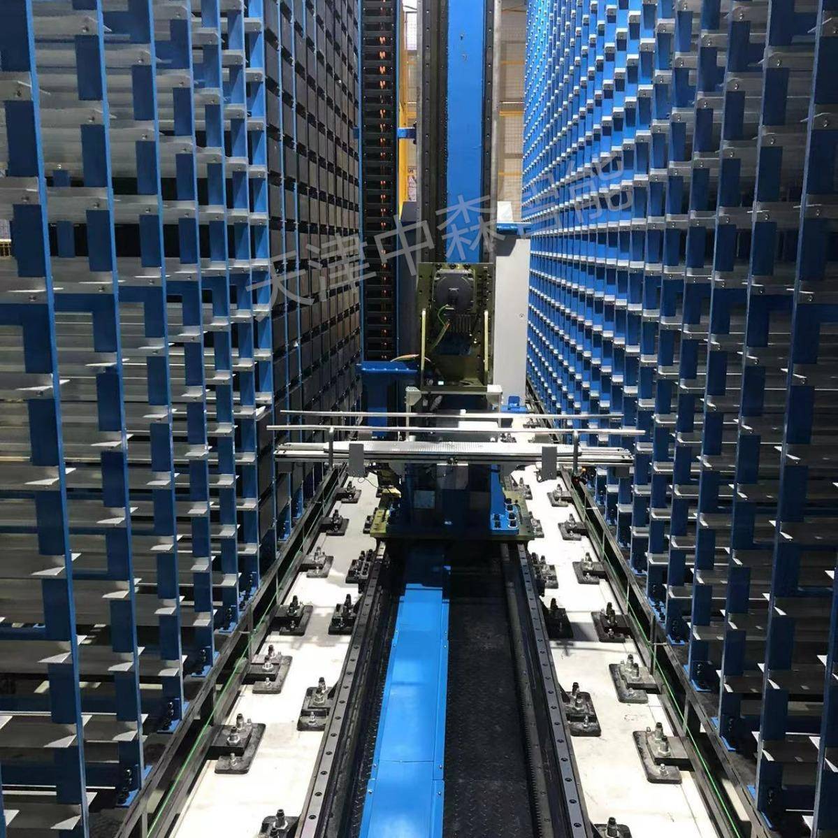 立体仓库堆垛机定位精度高运行速度快专业研发按需设计生产