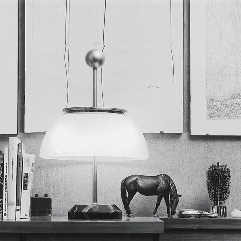 意大利Artemide Alfa北欧现代简约创意个性玻璃卧室床头书桌台灯