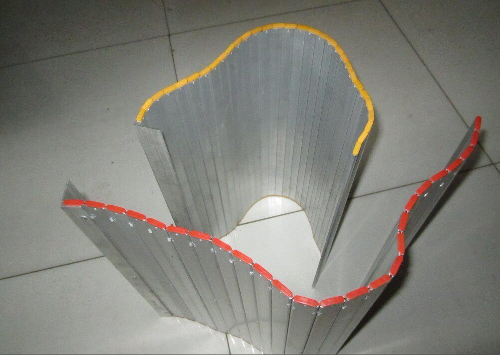 铝型材防护帘造型简易防屑防冷却液高端大气朴素华德直