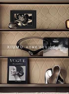现代轻奢样板间高端家居电视背景柜装饰画组合搭配摆件售楼处摆设