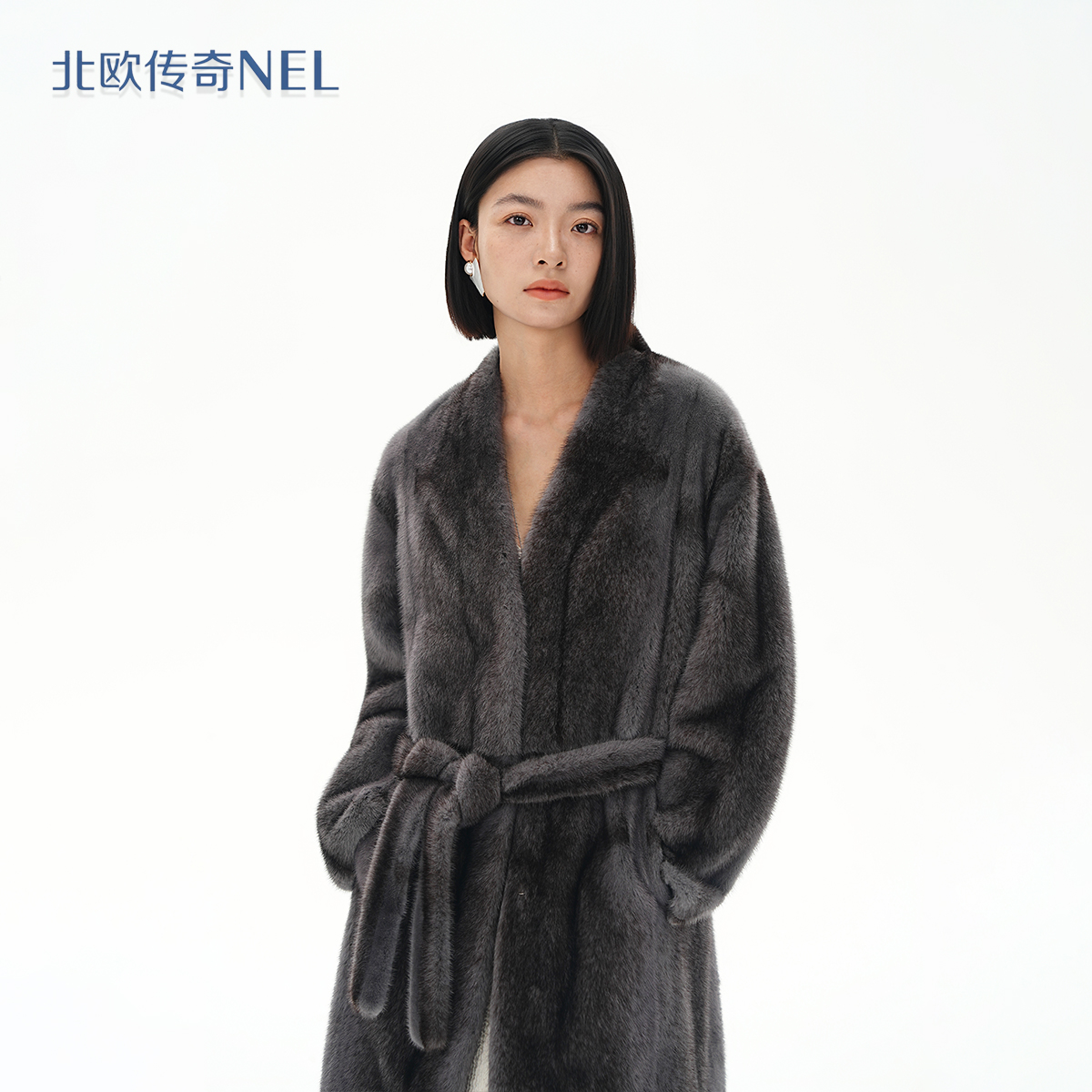 北欧传奇【浮生半日】紫标V领进口短二整貂母貂水貂皮草外套女冬