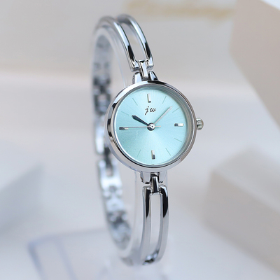 Fashion 25mm Siler racelet Watch for Women Luxury Alloy Stra