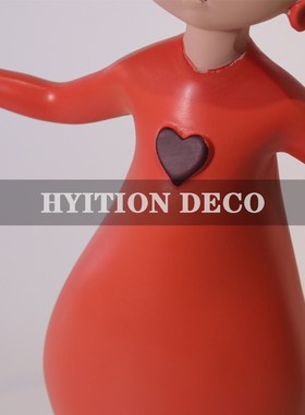 现代简约创意可爱小女孩摆件现代家D居电视柜客厅儿童房间软装饰