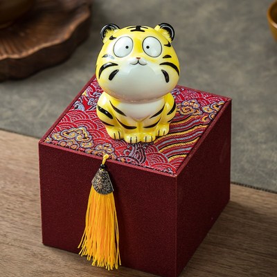 【顶住猪】陶瓷可爱萌猪生肖招财小猪香插线N香炉底座办公桌面摆