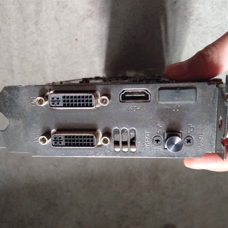 七彩虹烈焰战神GTX660 2GBR DR5 显卡