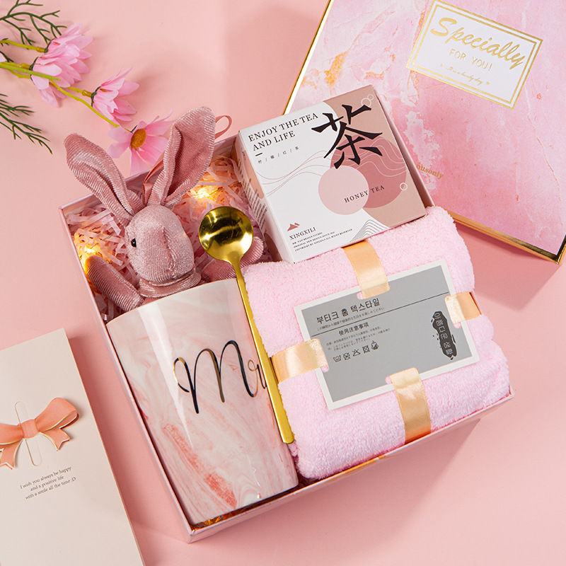 创意礼品新风尚伴手礼盒女童卡通毕业送闺蜜生日惊喜实用毛巾小件