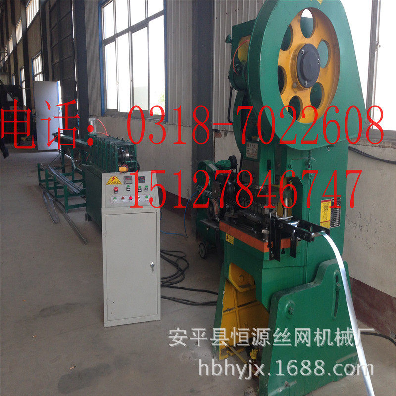 【恒源机械】实用性保护建筑物阳角护角网机