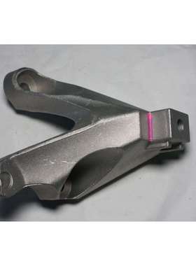 BP4K-39-080F适用于马自达31.6左机脚胶支架MTM