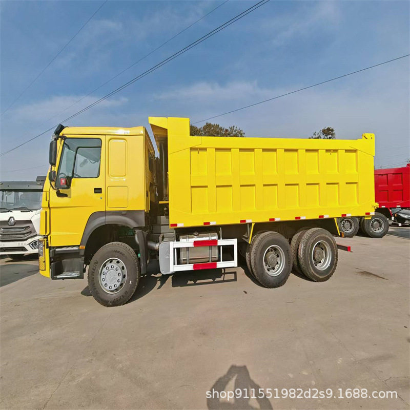 工厂直销跨境出口豪沃自卸车8x4HOWO371马力自卸翻斗车矿用渣土车