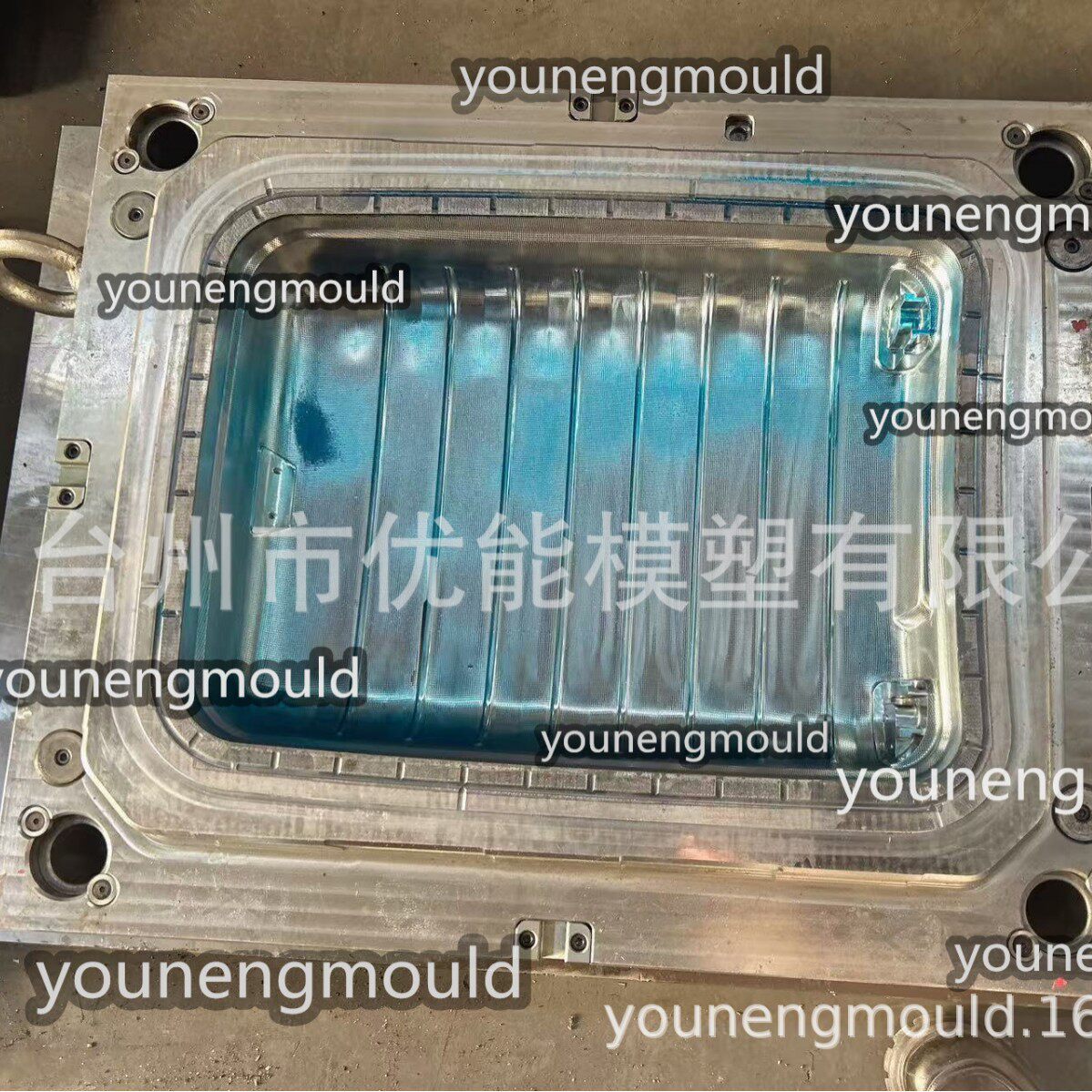 浙江台州拉杆行李箱模具行李箱塑料模具/开模注塑模具/制造