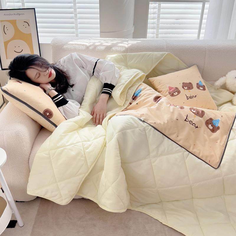 新款抱枕被车载办公室抱枕被子两用二合一午睡水晶绒四季款抱枕被,居家布艺,抱枕被,淘宝优惠券,粉丝福利购,淘宝优惠卷