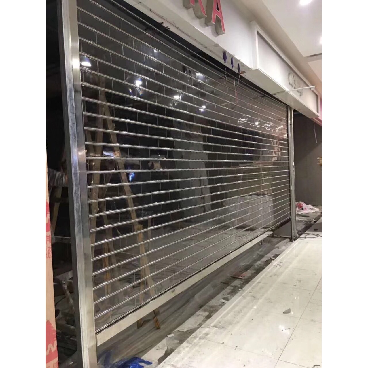 卷帘门工程武汉车库门安装不锈钢卷帘门厂家电动铝合金卷闸门供应