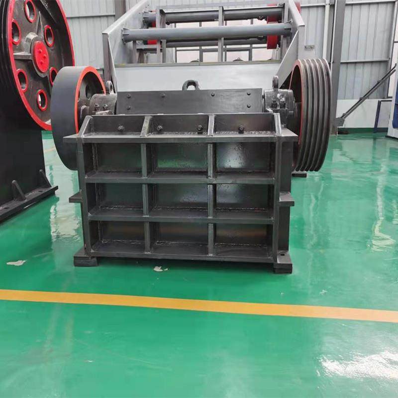 颚式破碎机 移动型硬石头石块破碎机 小型采石场粉碎设备,机械设备,粉碎机,淘宝优惠券,粉丝福利购,淘宝优惠卷