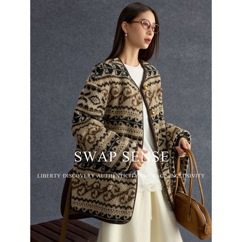 SWAP SENSE思绒手札· 复古费尔岛花纹保暖围脖羊羔绒外套冬季