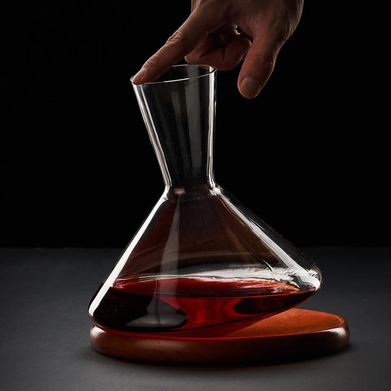 平衡创意不倒翁水晶玻璃手工制作 家用分酒器快速醒酒器带木托