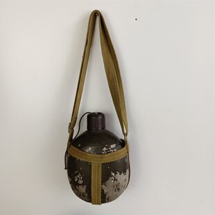 战争时期老物件抗战收藏军旅怀旧纪念品办公室村史V馆复古摆件道