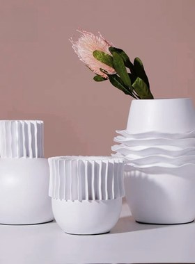 现代简约创意家居百叶花瓶摆件样板房售J楼处客厅软装饰品花器摆