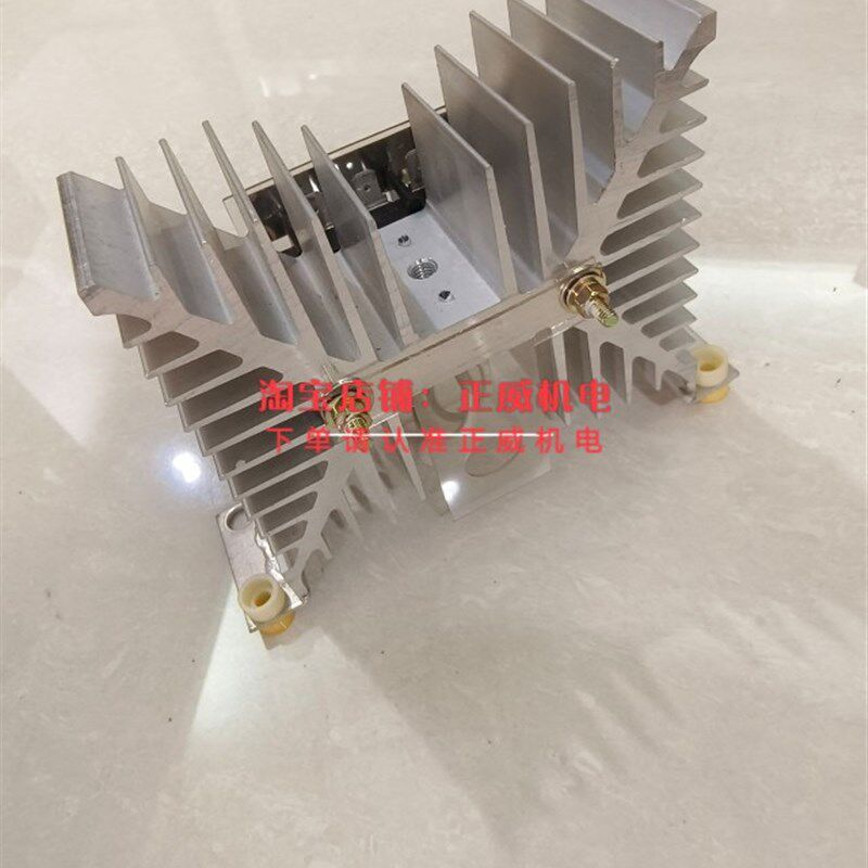 osakaa TABAI MFG CO,LTD模块带散热器型号HTR-210